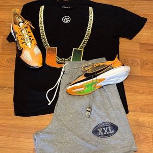 Dyme Life ‘The U’ Turnover Chain T Shirt